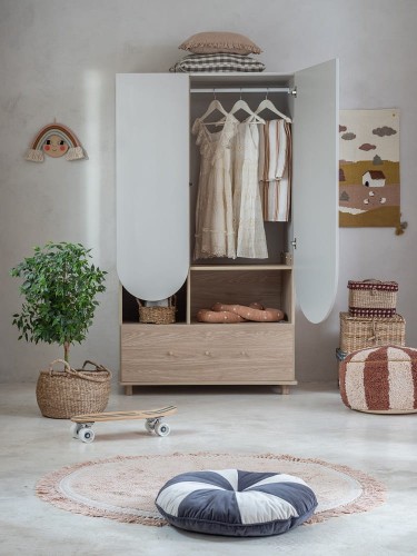 szafa_mniejsza_bloom_small_wardrobe_3.jpg